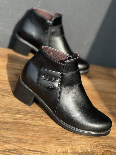 نیم بوت مهوا