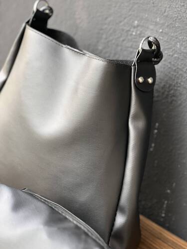 کیف ایستاده